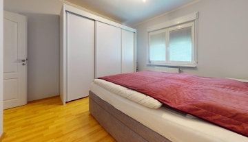 Sladkovicova-ulica-Ivanka-pri-Dunaji-4-izbovy-RD-Bedroom.jpg